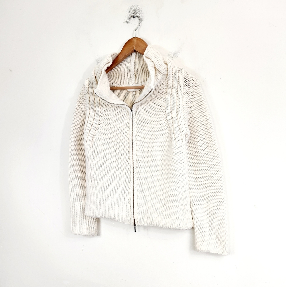 MaxMara Virgin Wool cashmere sweater